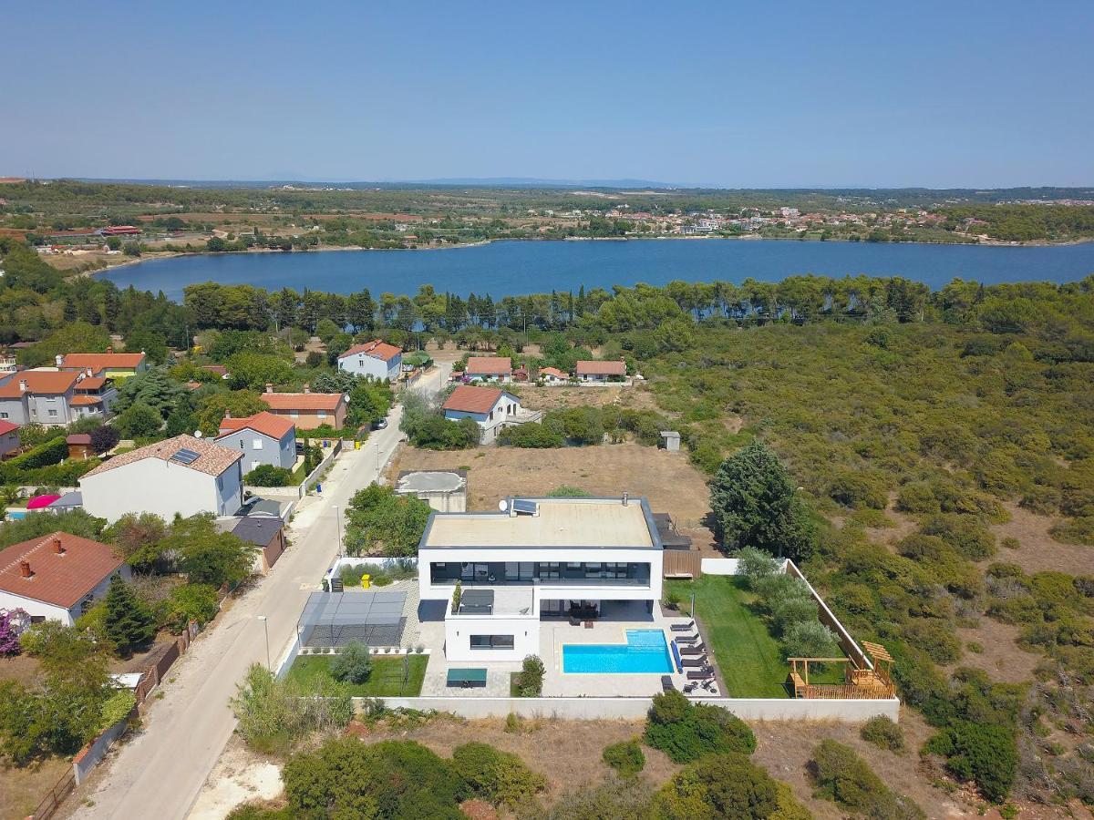 Villa Monte Kope Баньоле Екстериор снимка